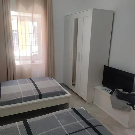 Alba 2 Y Alba 3 Con Bano Lägenhetshotell Puerto del Rosario (Fuerteventura)